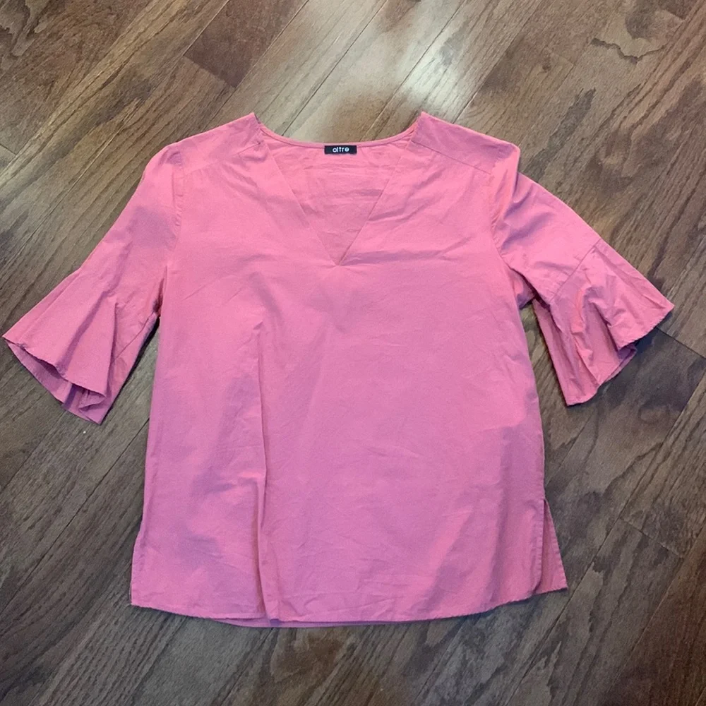 Pink top - Picture 1 of 4